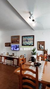 16C96267-A6B1-4403-883E-4F9D23CE368F