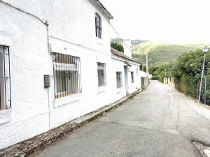 8a1c8fc4-bf6f-492c-a02c-bae686f76984