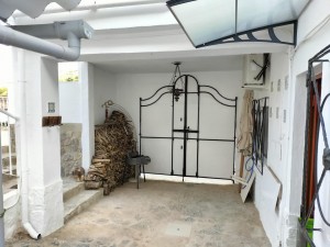 b1a2e7bf-c4d7-4baa-b552-d1297233e92a